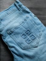 ⁦بنطلون جينز رجالي سليم فيت مقطع GIVENCHY⁩ - الصورة ⁦4⁩