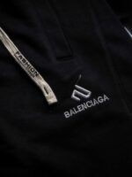 ⁦سويت بانتس رجالي مطرز Balenciaga⁩ - الصورة ⁦2⁩
