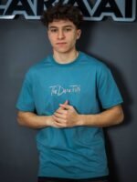 ⁦تيشرت رجالي اوفرسايز قطن بطباعة THE DAMN TRUTH⁩ - الصورة ⁦3⁩