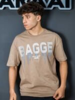 ⁦تيشيرت رجالي اوفر سايز بطباعة BAGGE⁩ - الصورة ⁦2⁩